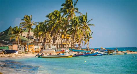 Fallece turista en reconocida playa de San Andrés tras incidente con lancha