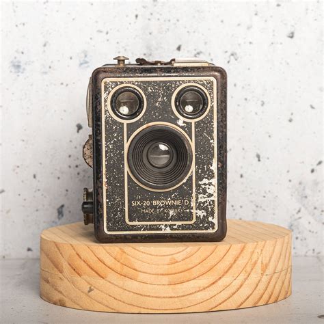 Vintage & Antique Cameras for sale India - VintageCameras.in