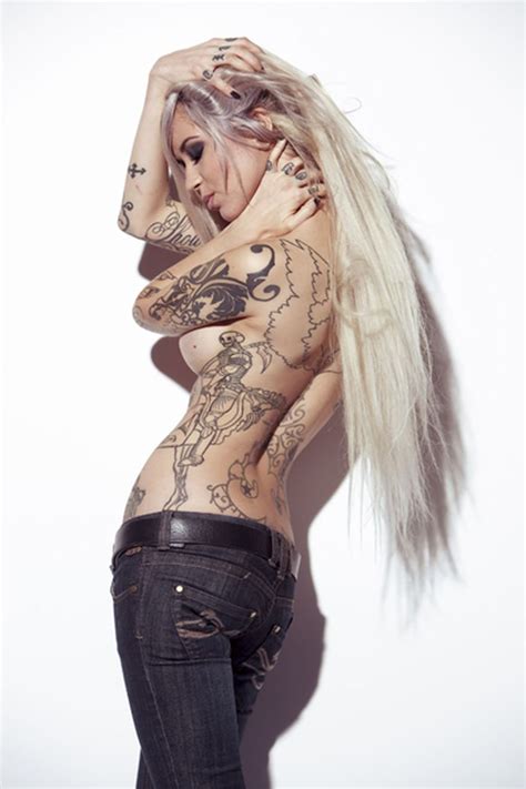 Naked Sara Fabel Added 07 19 2016 By Gwen Ariano