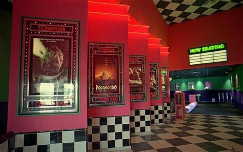 A Cinemark Theater In Summer 1995 R90sdesign