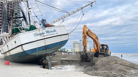 Shrimp Boat Going Back In The Water Myrtle Beach Sc Myrtlebeach