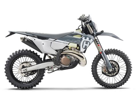 2024 Husqvarna Te300 Review - Dari Miriam