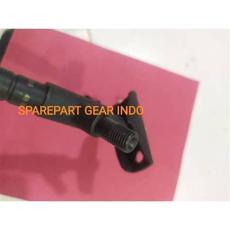 Jual NOZZLE ASSY NKR 71 INJECTOR ASSY ISUZU NKR71 NOSEL INJEKTOR ASSY