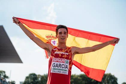 Mario García Romo rompe el récord español de la milla tras 40 años