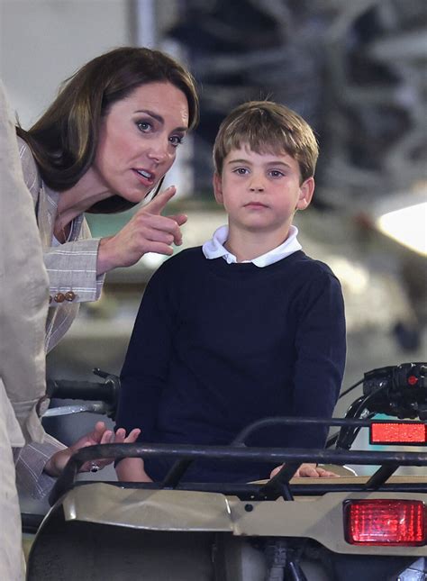 Photo Kate Middleton a expliqué que son fils Louis était très