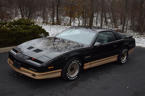 1985 Pontiac Firebird American Muscle Carz