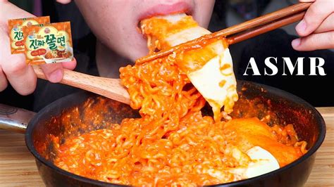 Asmr Eating Sounds Spicy Cheesy Noodles With Japanese Rice Cakes