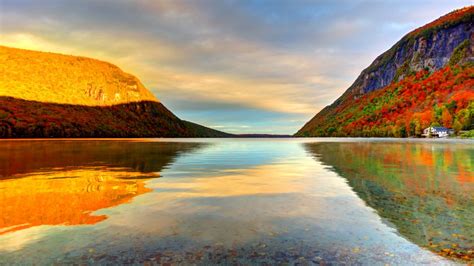 10 Best Places To See Vermont Fall Foliage In 2024