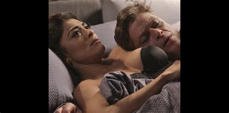 Foto Arthur Fábio Assunção chama Carolina Juliana Paes de Eliza