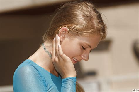 Adorable Blonde Teen Nola Berry Showing Off Her Gorgeous Boobs Porn