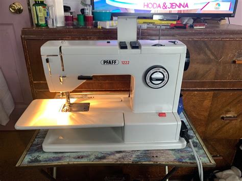 Pfaff 1222 Sewing Machine Sews Smooth And Quiet Very Strong See Details With Idt Ebay