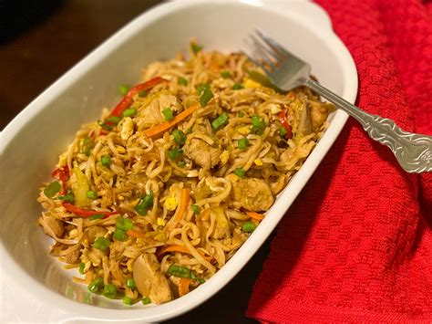 Chicken Hakka Fried Rice – Desi Hut