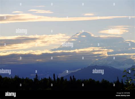 A Scenic View Of The Denali Mount Mckinley From The Mt Mckinley