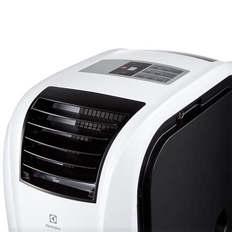 Мобильный кондиционер Electrolux EACM-09 RK/N6 в Москве