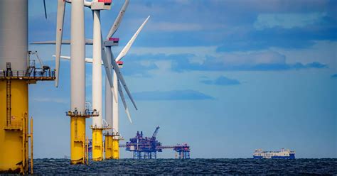 Worlds Biggest Floating Offshore Wind Farm Gets Go Ahead Off Coast Of