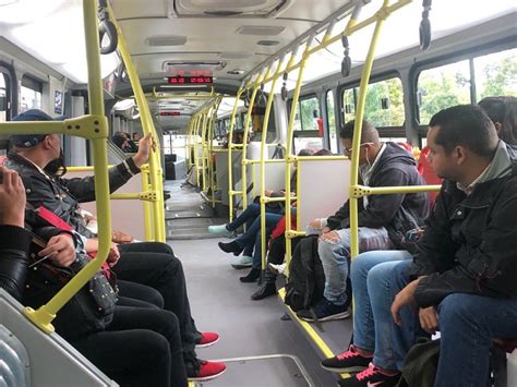 Buses De Transmilenio Con Sillas Laterales Tipo Metro La Fm