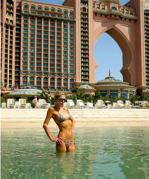Paris Hilton Posing Very Sexy In Bikini And Exposing Her Tits And Pussy Upskirt Porn Pictures