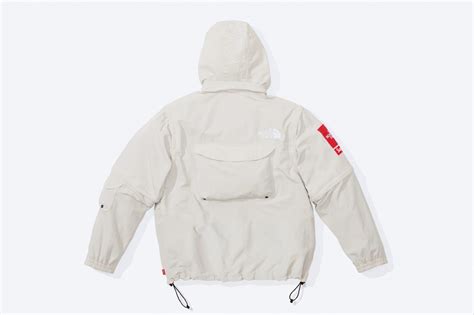 Nuova Collaborazione Supreme X The North Face Katsuto It