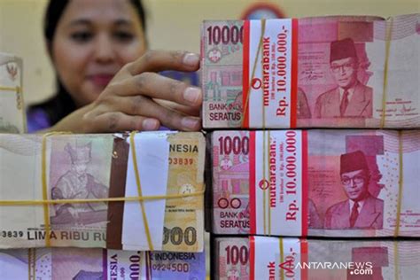 Rupiah Bergerak Melemah Jelang Perayaan Tahun Baru Imlek ANTARA News