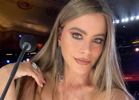 Sofía Vergara luce cuerpazo en bikini aleopardado