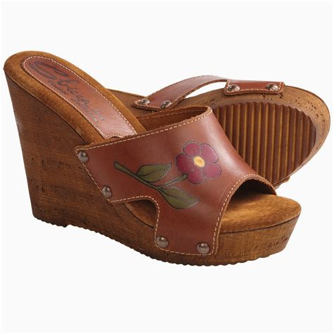 Lovetheseventies S Style Tooled Leather Floral Leaf Wedge Platform