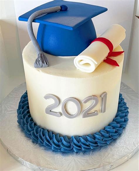 Graduation Cake Graduation Cakes Simple Graduation Cakes Graduation Party Desserts