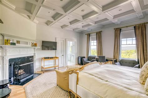 The Kemble Berkshires Lenox Massachusetts United States Venue Report