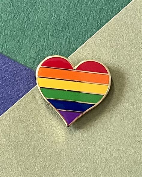 Lgbt Flag Pin Heart Lgbt Pins Lgbtq Flag Lgbt Pride Lgbt Pride Flag