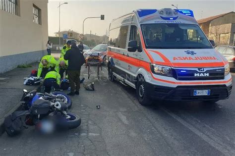 Covo Moto Contro Unauto Centauro Di 71 Anni In Ospedale Bergamonews