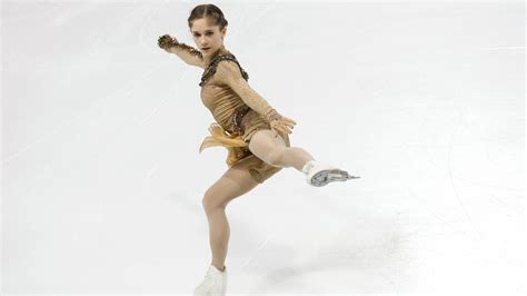 American Champion Isabeau Levito Leads Grand Prix De France After Womens Short Program Cbcca