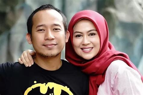 Soal Kabar Denny Cagur Mau Poligami Sang Istri Buka Suara Akurat