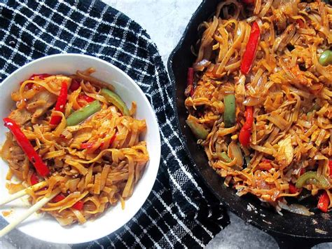 Spicy Chicken Noodle Stir Fry Ev S Eats