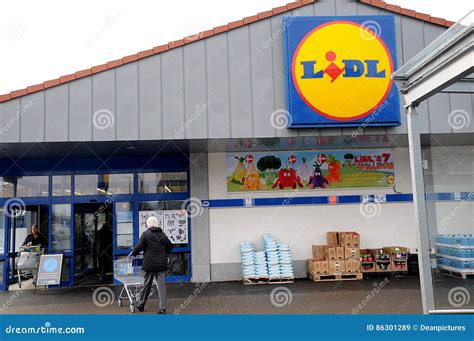 GRMANY LIDL FOOD MARKET editorial stock image. Image of danmark - 86301289
