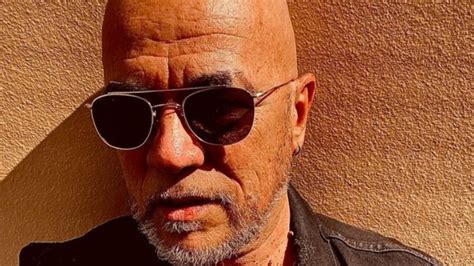 Pascal Obispo Ses fans frustrés il prend une décision très inattendue