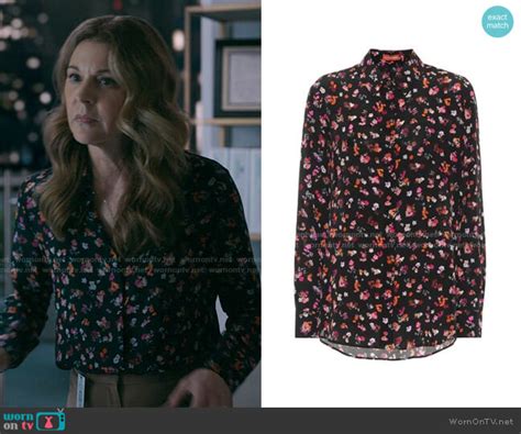 Wornontv Kits Black Floral Button Down Blouse On The Resident Jane Leeves Clothes And