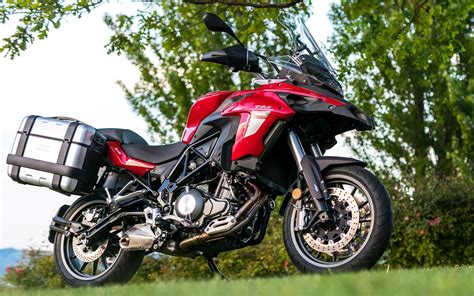 Motorrad Vergleich Benelli Trk 502 2023 Vs Kawasaki Versys 650 2023