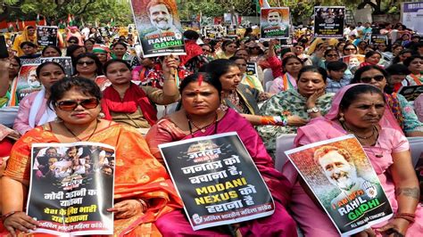 Mahila Congress Stages Protest Against Rahul Gandhi S Disqualification