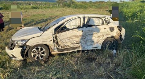 VEJA imagens IMPRESSIONANTES da GRAVE COLISÃO que deixou ONZE feridos e