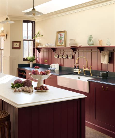 'Aubergine Autumn' is the hottest color trend for fall | Homes and Gardens