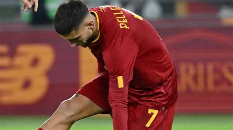 Lesione muscolare per Pellegrini quanto starà fuori il capitano della Roma