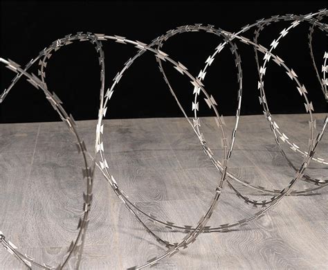 Concertina Wire Vs Razor Wire Do You Know The Difference Dongfu