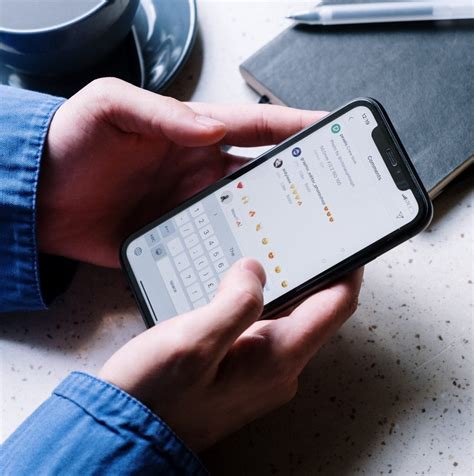 9 Social Media Strategies for Siding Contractors | Allura USA