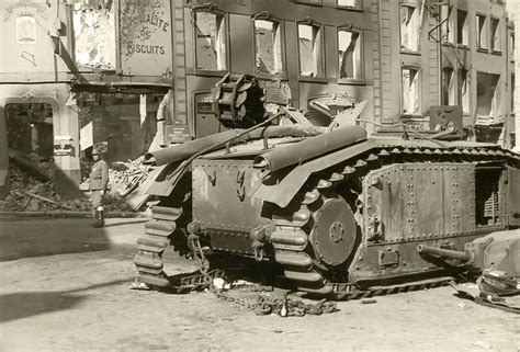 Asisbiz French Army Renault Char B1 Knocked Out During The Battle Of