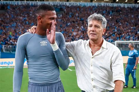 Antônio Neto on Twitter O goleiro Adriel do Grêmio é torcedor do