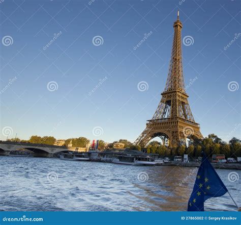 Eiffel Tower, Paris, At Sunset From Seine Stock Photo - Image of eiffel ...