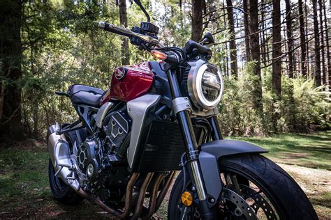 Honda Cb R Neo Cafe Racer A Dozen Customized Cb R S At Wheels