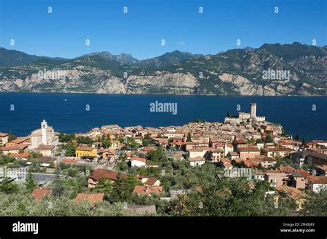 Malcesine Lago Di Lake Garda Veneto Italy Stock Photo Alamy