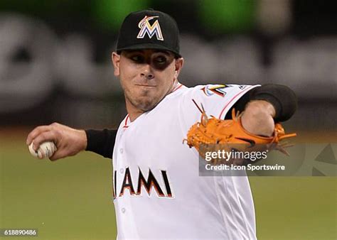 2,035 Jose Fernandez Baseball Pitcher Stock Photos, High-Res Pictures ...