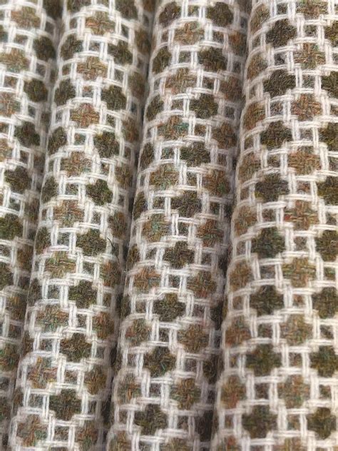 100 Camo Green And Pastel Brown Wool Tweed — Benjamin Woollens