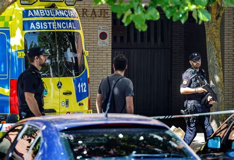 Un Hombre Se Prende A Lo Bonzo En Burgos Y Se Causa Quemaduras A S